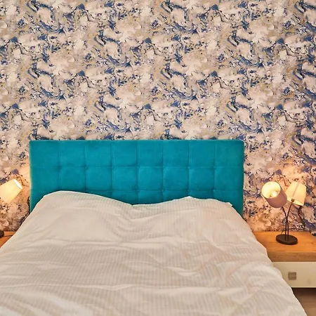 Sunny Lake Apartments With Breathtaking View Apartmán Mamaia