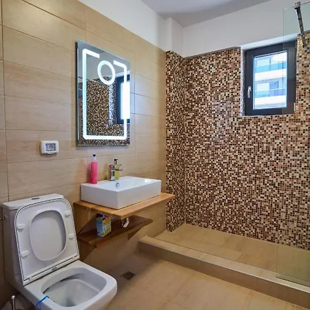 Apartmán Sunny Lake Apartments With Breathtaking View Mamaia